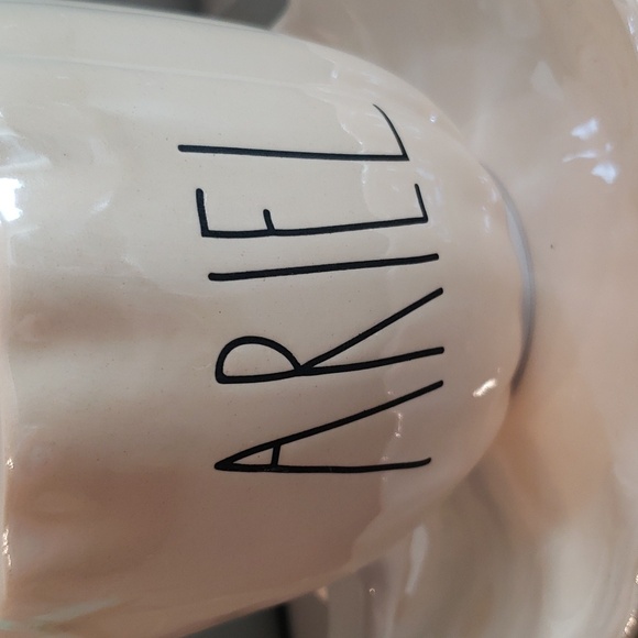 Rae Dunn “Little Mermaid" Mug with a white saucer NWT - Picture 4 of 8